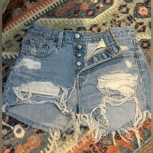 Levi’s 501 Distressed Denim Shorts - Size 27